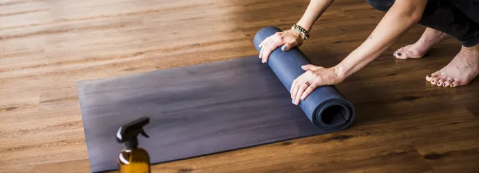 Make your own all-natural, homemade yoga mat cleaner